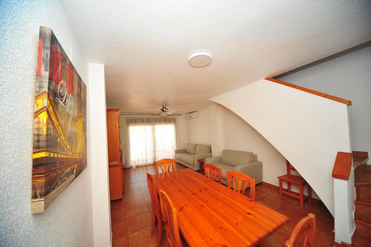 ベニカシム Orange Park Duplex Atico Familiarヴィラ エクステリア 写真