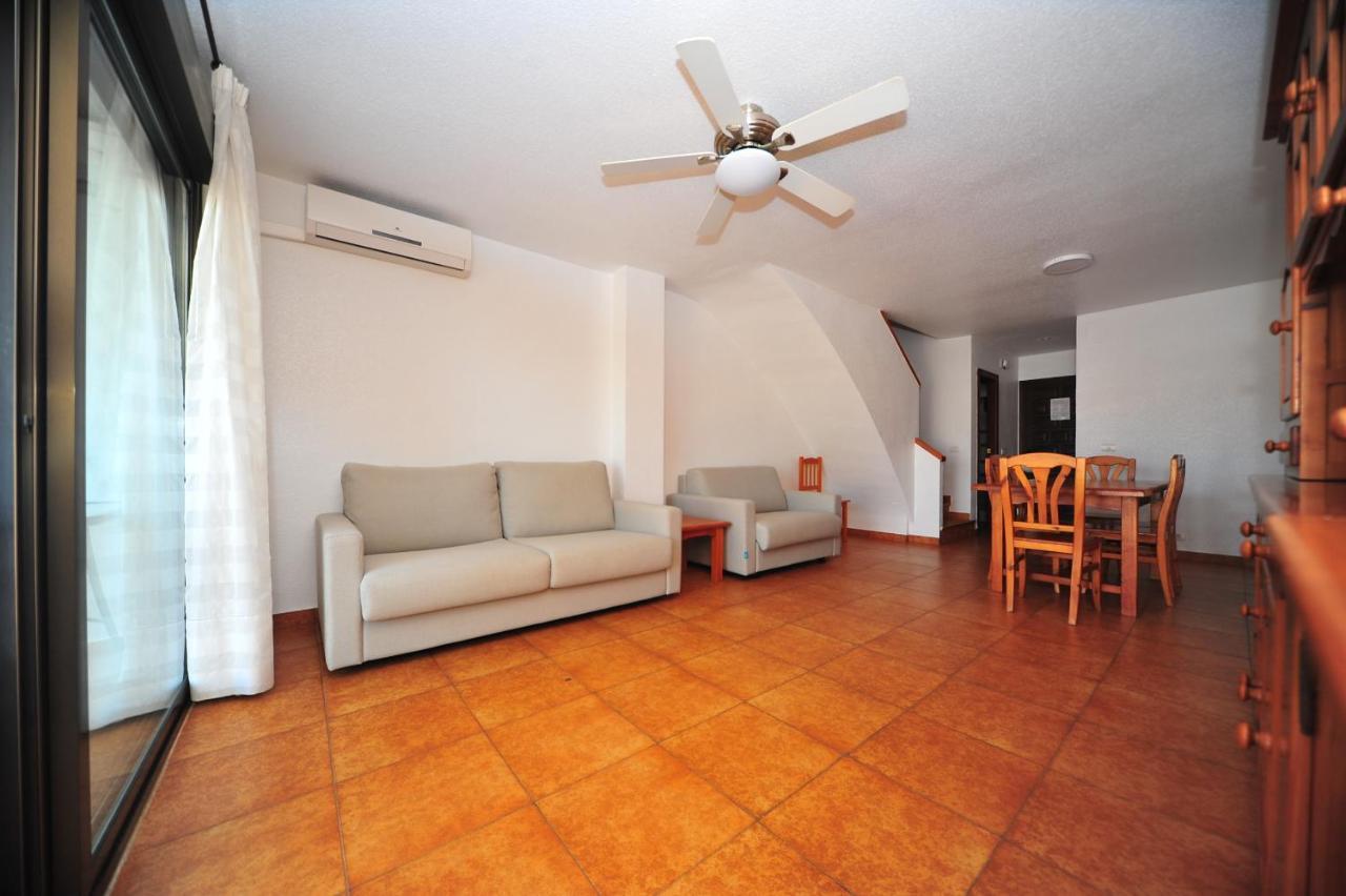 ベニカシム Orange Park Duplex Atico Familiarヴィラ エクステリア 写真